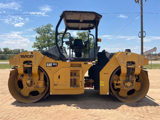 2019 Caterpillar Cb13 Double Drum Roller