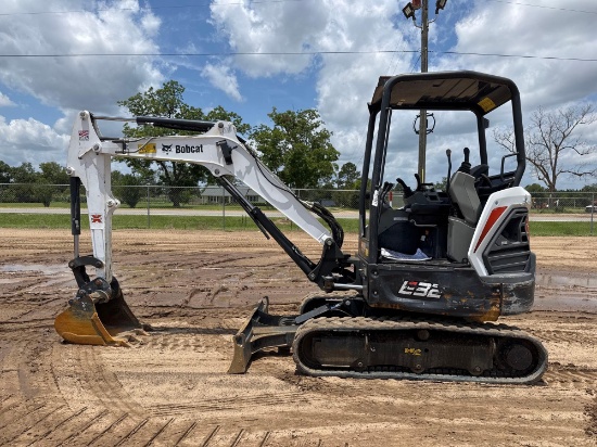 2020 Bobcat E32i Excavator