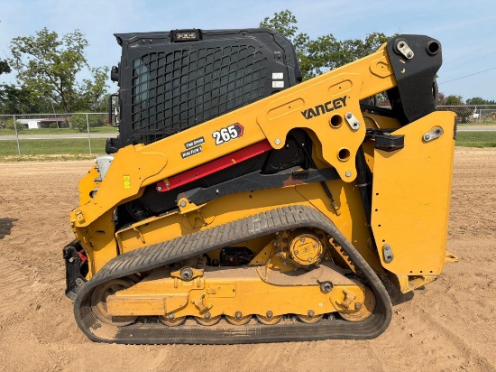 2025 Caterpillar 265 Skid Steer