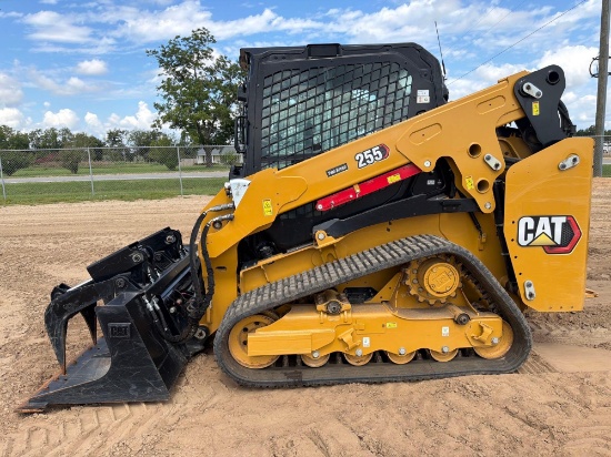2025 Caterpillar 255 Skid Steer