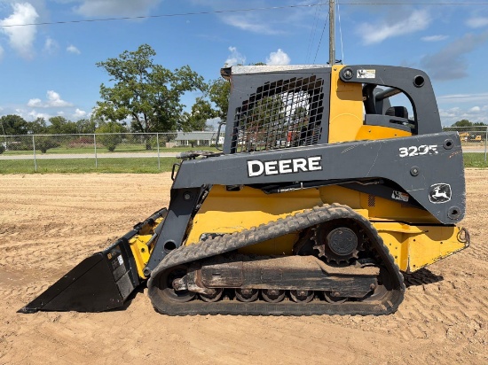 2016 John Deere 329e Skid Steer