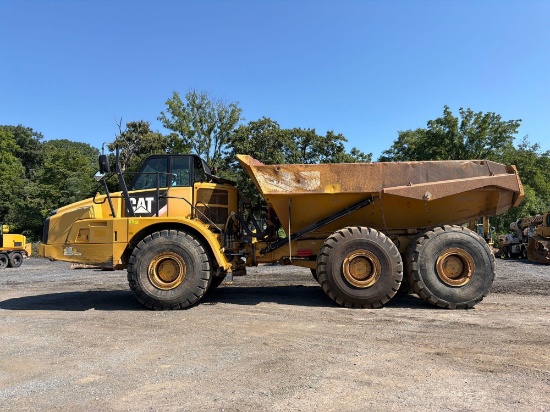 2014 CATERILLAR 740B 6X6 OFF ROAD DUMP TRUCK