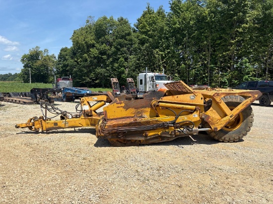 2006 JOHN DEERE 1812C PULL-TYPE DIRT PAN
