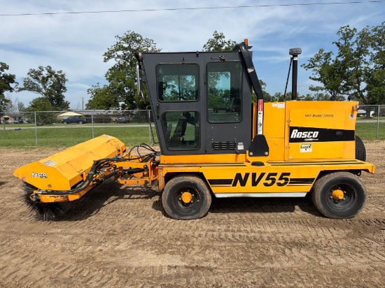 2021 Rosco Nv55 Ride On Sweeper