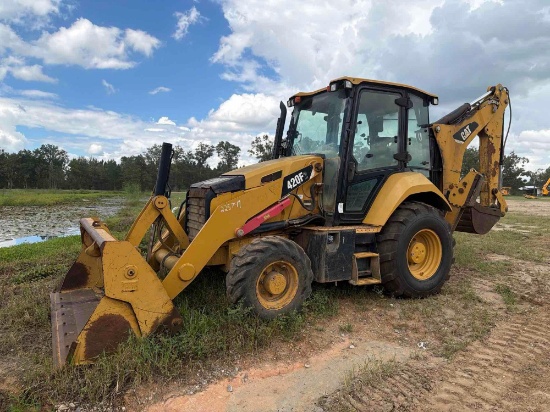 2016 Caterpillar 420f2 Backhoe