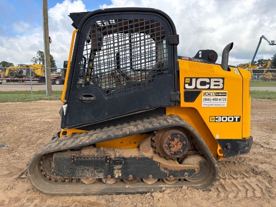 2018 JCB 300T-T4 SKID STEER