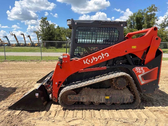 KUBOTA SVL75-3 SKID STEER