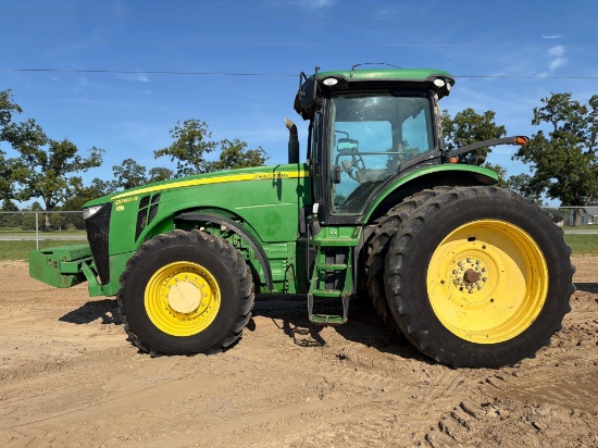 John Deere 8260r Tractor