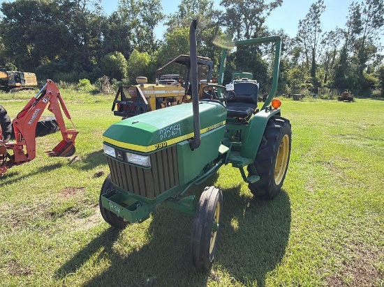 (INOP) JOHN DEERE 790 TRACTOR