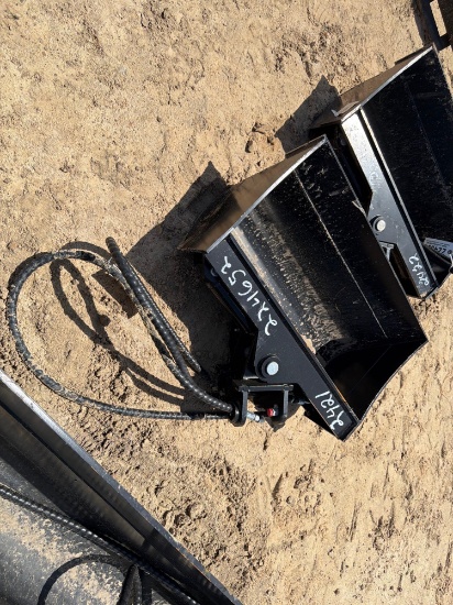Unused Future 24" Hyd Tilt Mini Excavator Bucket