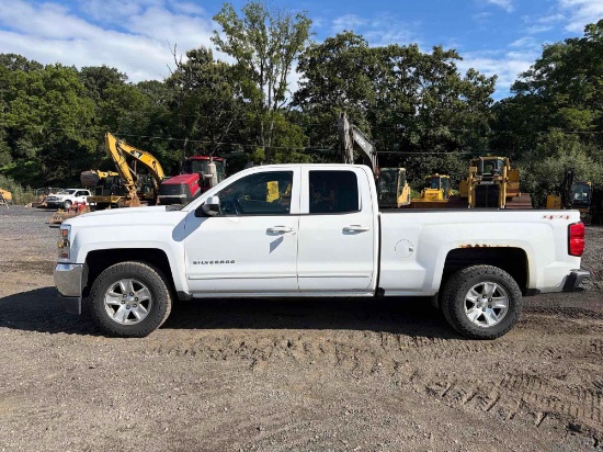 2017 CHEVROLET SILVERADO LT CREW CAB TRUCK
