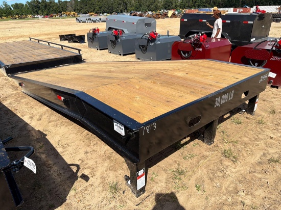 UNUSED X-STAR 101'X20' LOADING RAMP