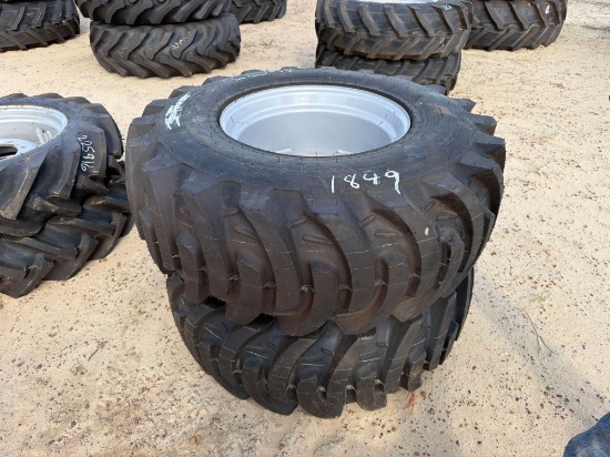 (2) Unused 15-19.5 8 Lug Tires