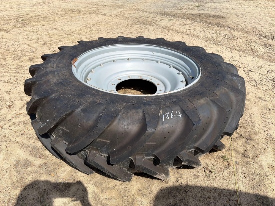UNUSED (1) 420/85R85R38 TIRE ON 12 LUG RIM