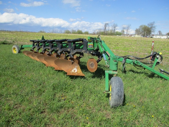 John Deere 3710 6 Bottom Plow