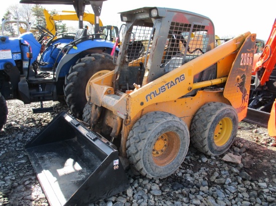 Mustang 2066 Skid Steer