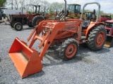 Kubota L4150 Tractor w/BF900 Loader