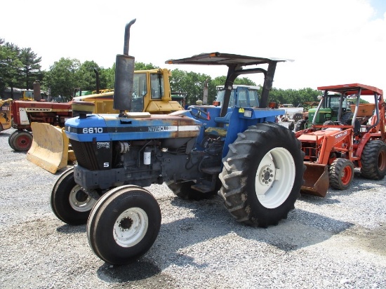 New Holland 6610 Tractor