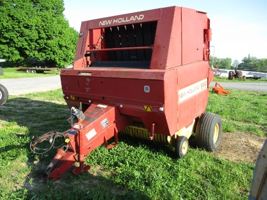 New Holland 660 Fastnet Baler