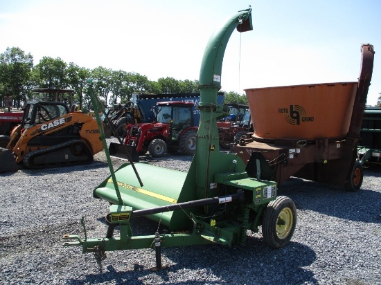 John Deere 972 Rotary Chopper
