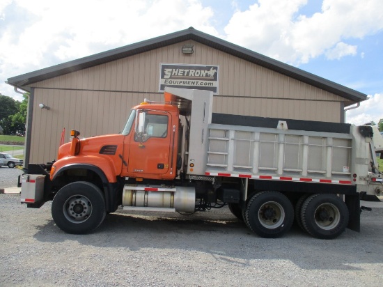 2005 Mack Granite Tandem Axle Dump Truck