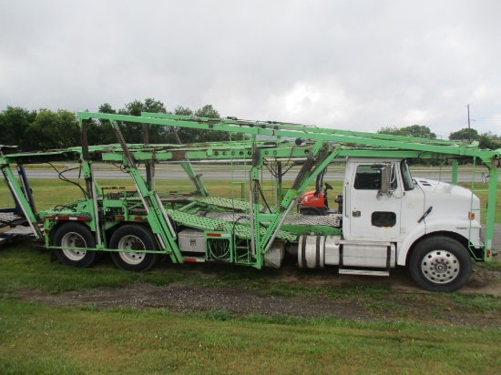 2000 Volvo WAH64 Tandem Axle Car Hauler