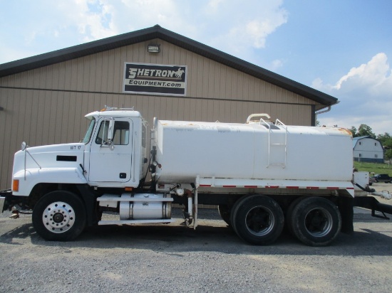 1997 Mack CH613 Water Truck