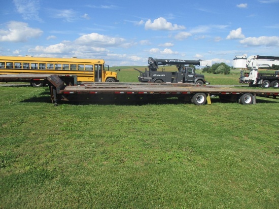 2006 XL70 Step Deck Spread Axle Trailer