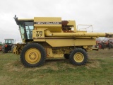 New Holland TR97 Combine