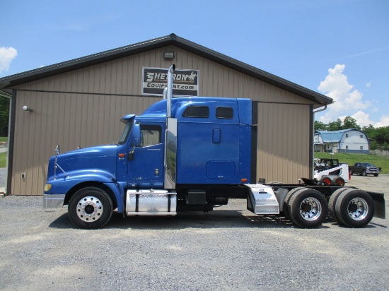 2006 International 9200i Tandem Axle Sleeper Truck