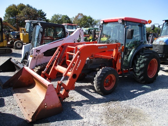 Kubota L4330 w/LA853 Loader