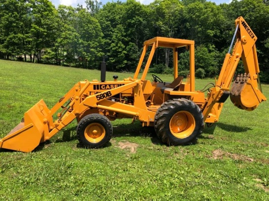 Case 580B Loader Backhoe