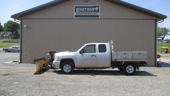 2007 Chevy 2500 Utility Pick-Up Truck