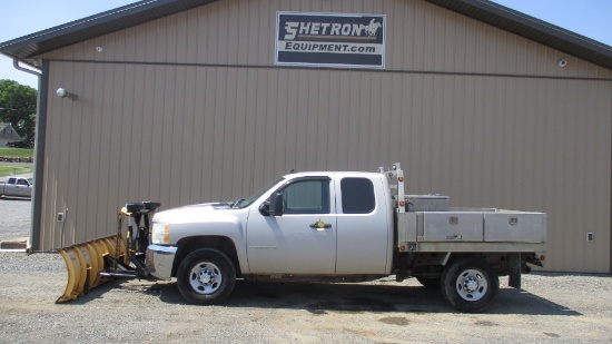2007 Chevy 2500 Utility Pick-Up Truck