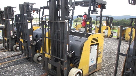 2008 CAT ES-3000 36V Stand-Up Forklift