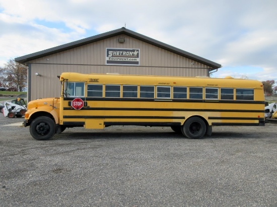 2000 International 3800 School Bus