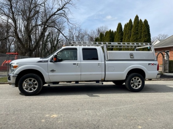 2011 Ford F350 Service Bed Pick-Up