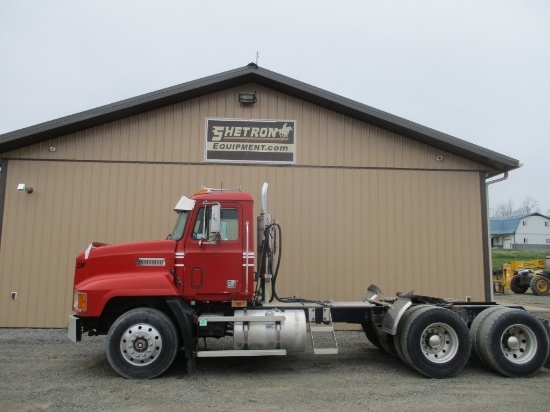 2000 Mack CH600GK Day Cab Tractor Truck