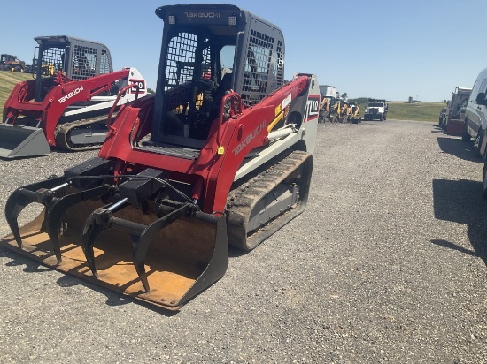 Takeuchi TL1OR Compact Track Loader