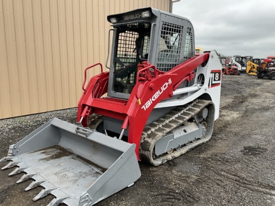 Takeuchi TL8 Compact Track Loader