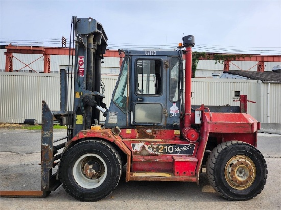 Taylor GT-210 21,000lb Forklift (CC1)