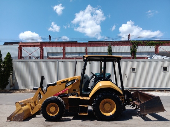 2016 Caterpillar 415F2IL Landscape Loader