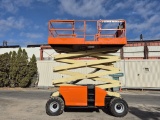 JLG 4394RT 43ft Scissor Lift