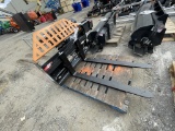 New Pallet Fork Hydraulic Adjustable Att (W70E)