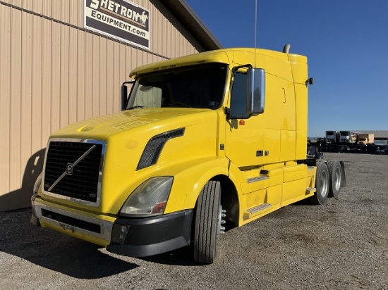 2008 Volvo VNL64T630 Sleeper Tractor Truck