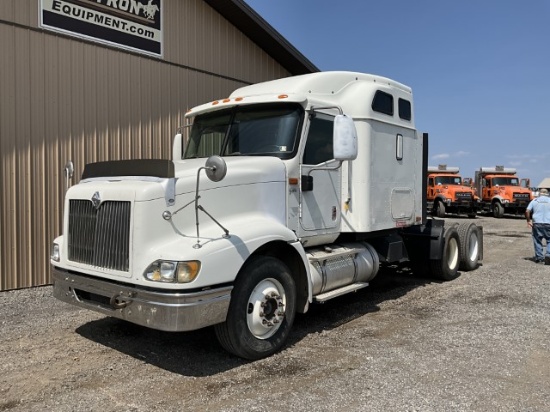 2006 International 9400I Sleeper Cab Tractor Truck