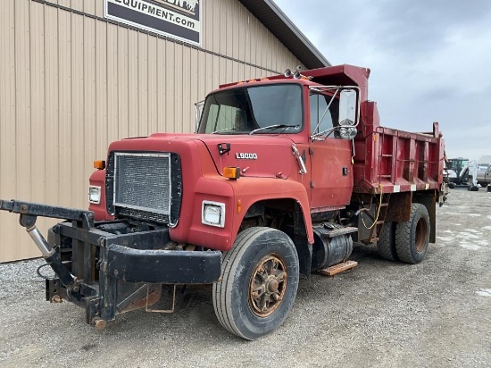 1992 Ford L9000 Single Axle Dump Truck