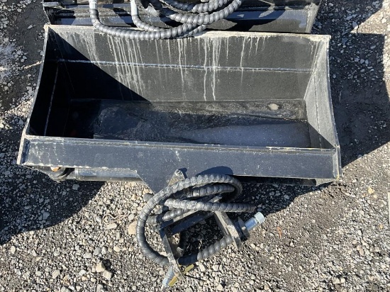 New Future 32" 3 Ton Hydraulic Tilt Bucket