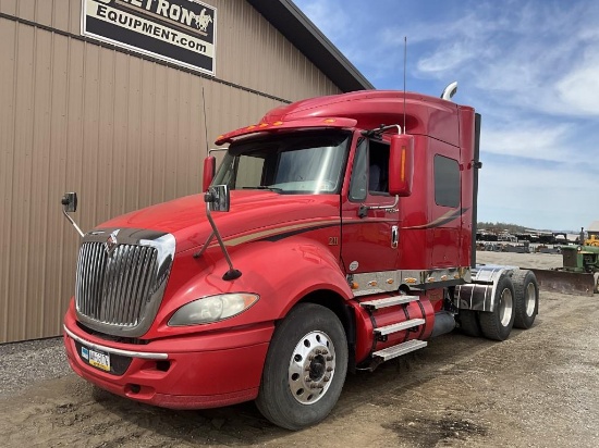 2011 International Prostar Sleeper Tractor