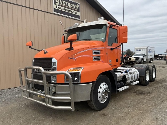 2020 Mack Anthem AN64T Day Cab Tractor Truck